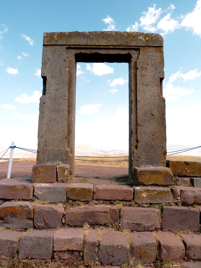 Porta da Lua, em Tiwanaku