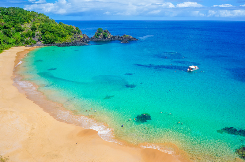 Baía do Sancho - Fernando de Noronha | Foto: shutterstock.com