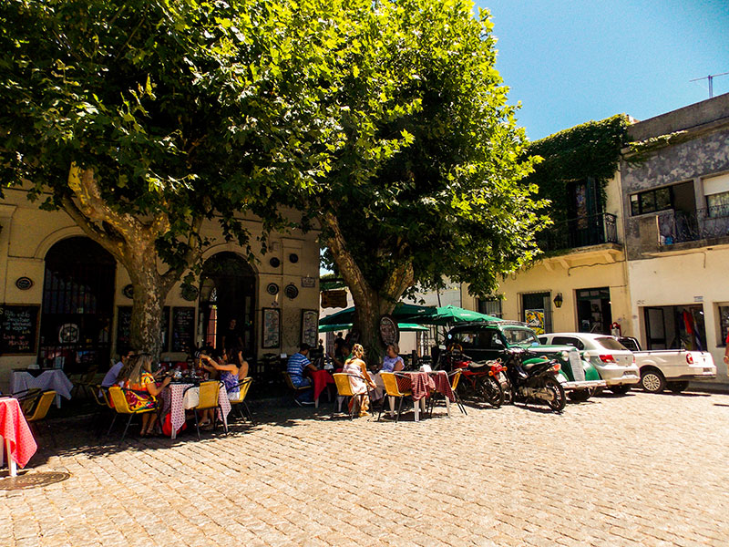 Os barzinhos de Colonia