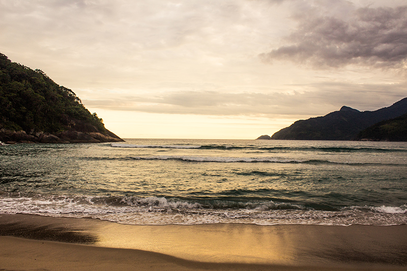 Praia Martim de Sá - Juatinga